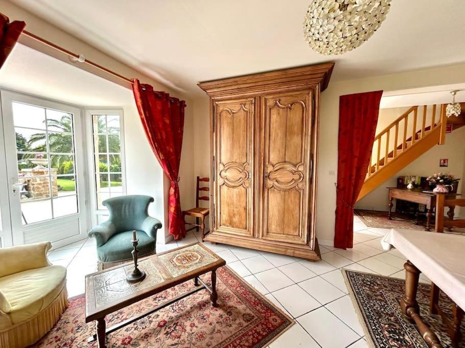 Villa Champfleury, A 50 M De La Plage! Réville Exterior photo